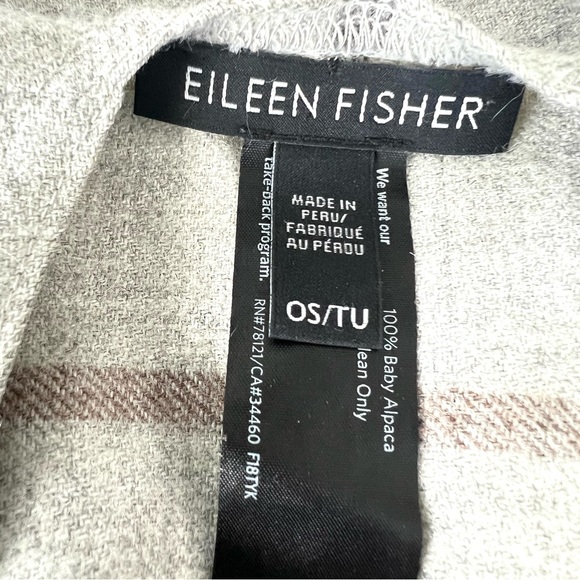 EILEEN FISHER Gray 100% Alpaca Plaid Checkered Fringed Shawl Wrap Cape Poncho - Picture 11 of 13